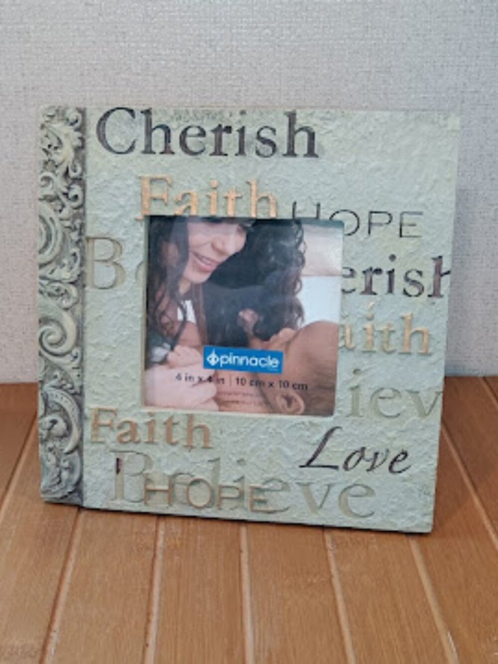 Pinnacle Picture 4x4 Frame Stone Green Photo Home Accent Faith Hope Love Vintage